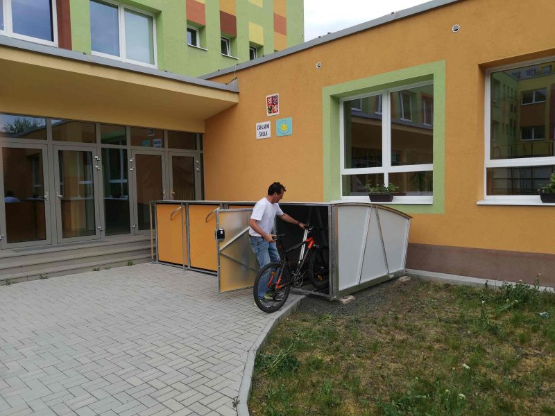 Bike Box - Most, 4. ZŠ Václava Talicha